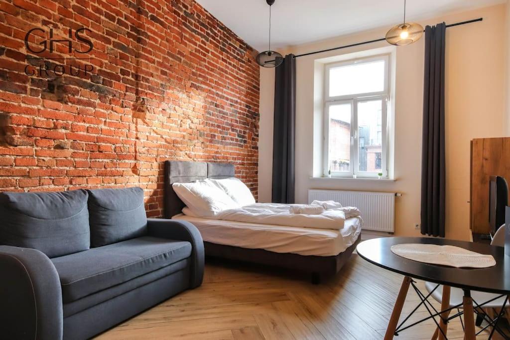 Apartament W Zabytkowej Kamienicy, Strzelecka 19 クラクフ エクステリア 写真